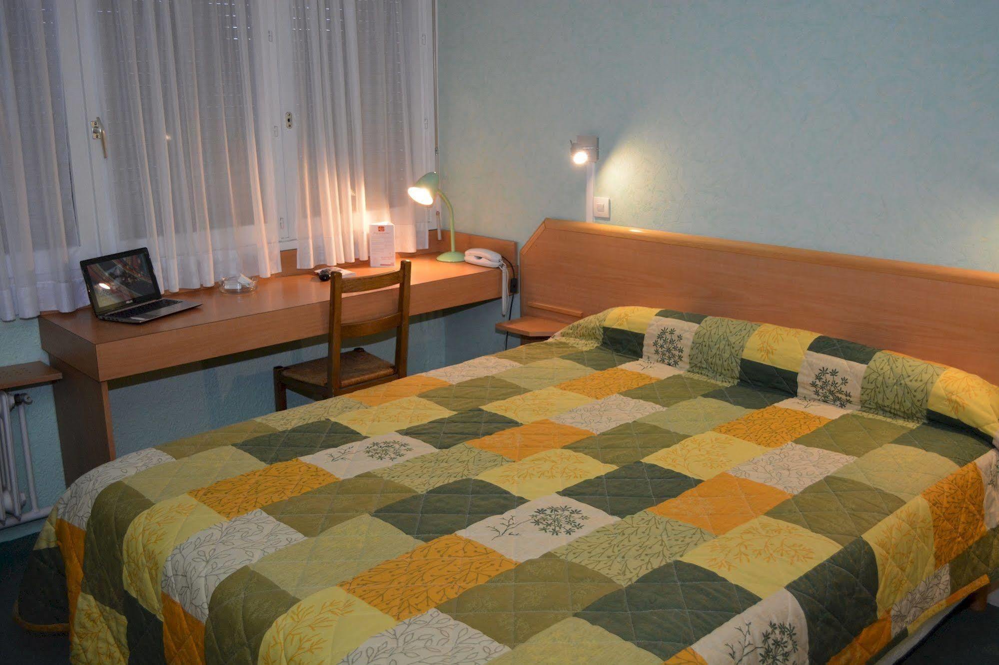 Hotel Le Lyon Bron Luaran gambar